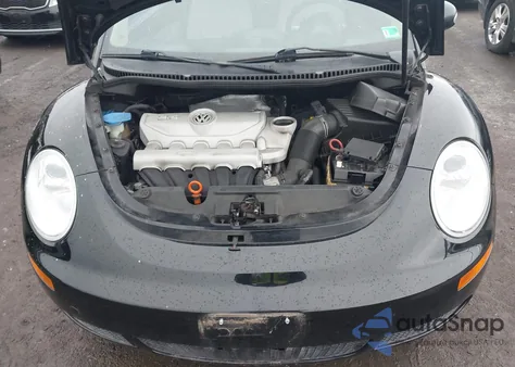 2008 Volkswagen New Beetle S z USA, uszkodzony, nr VIN 3VWPF31Y48M407716